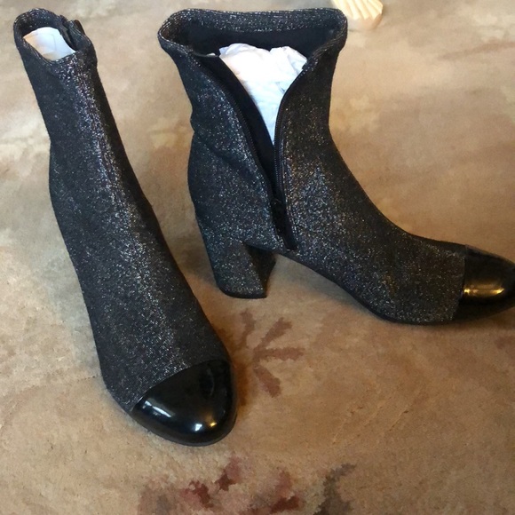 NWT ISAAC MIIZRAHI Boot - Picture 6 of 7